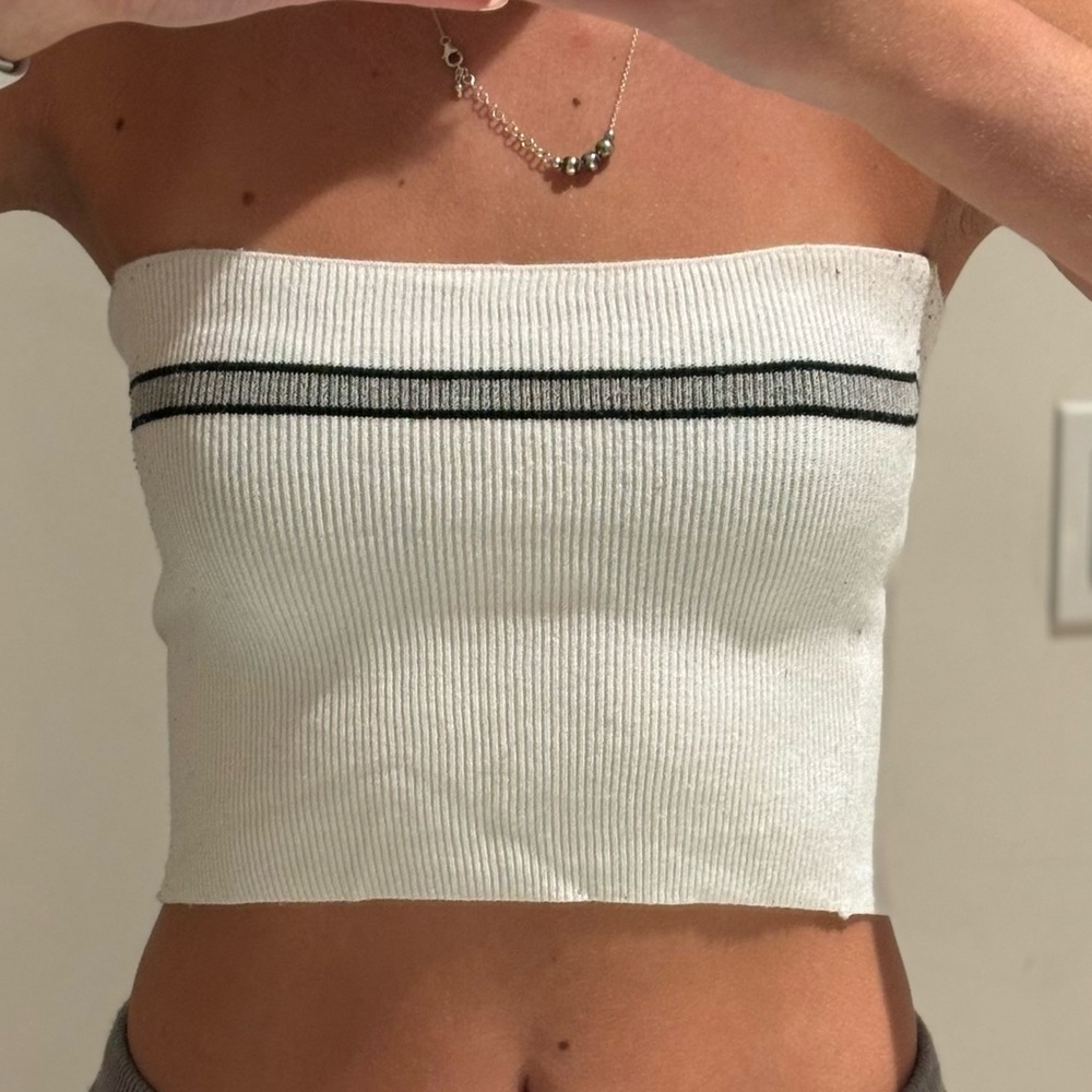 White with grey stripe tube top